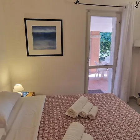 Porto Pollo, Villino Smeraldo