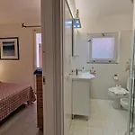 Porto Pollo, Villino Smeraldo * 波多博罗