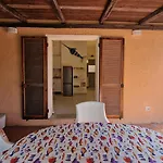 Porto Pollo, Villino Smeraldo * 波多博罗