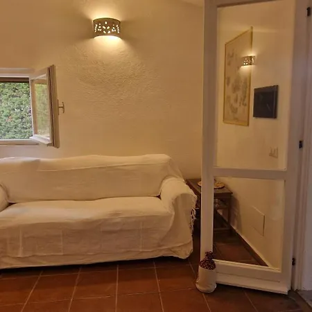 Holiday home Porto Pollo, Villino Smeraldo *