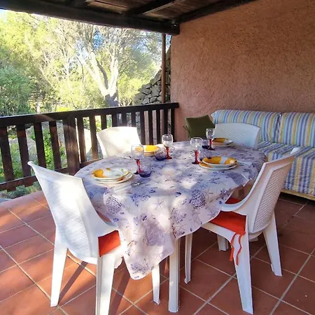 Holiday home Porto Pollo, Villino Smeraldo *